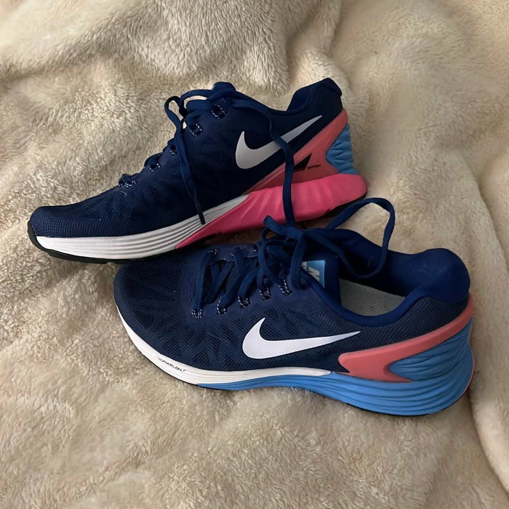 Nike Lunarglide 6, size 6.5. Blue with pink